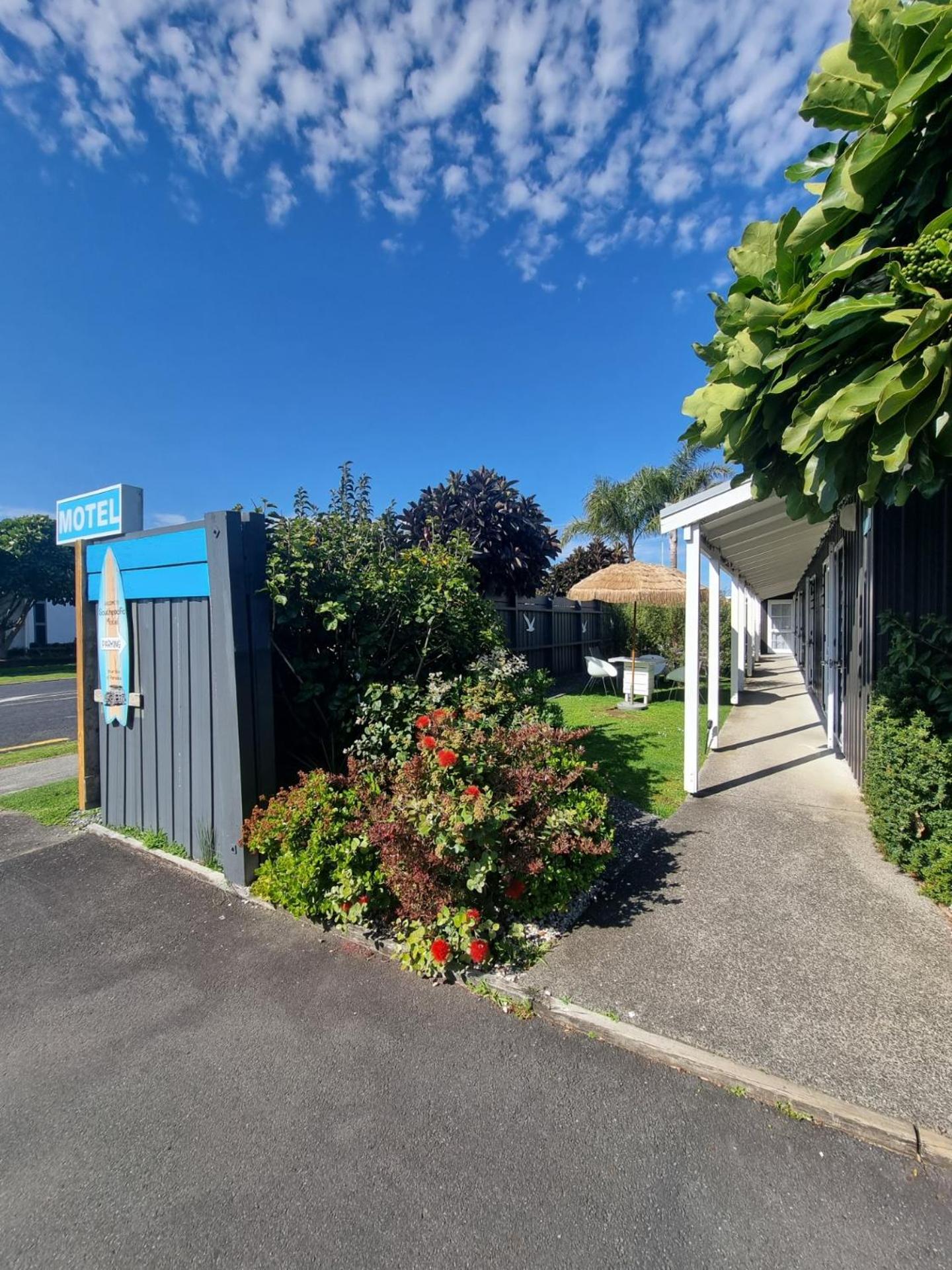 Southpacific Motel Whangamata Buitenkant foto