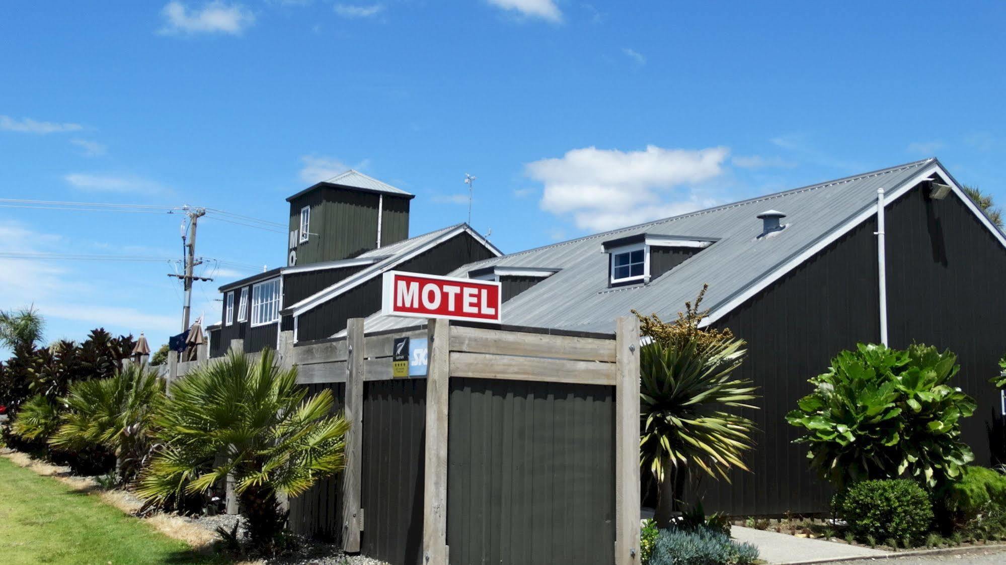 Southpacific Motel Whangamata Buitenkant foto